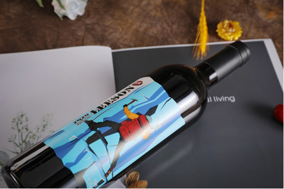 品嘗雲倉酒莊的品牌雷盛葡萄酒系列之319