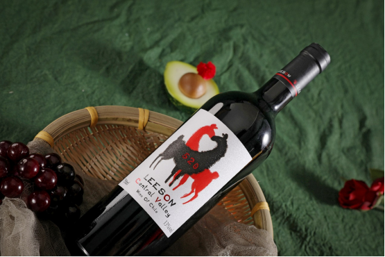 戀愛約會可以選雲倉酒莊的品牌雷盛紅酒520